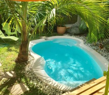 Petite-ÃŽle House | Maison charmante à Saint-Joseph avec piscine privée