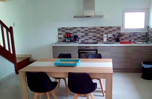 Cast House | Maison charmante près de Cast avec jardin et activités