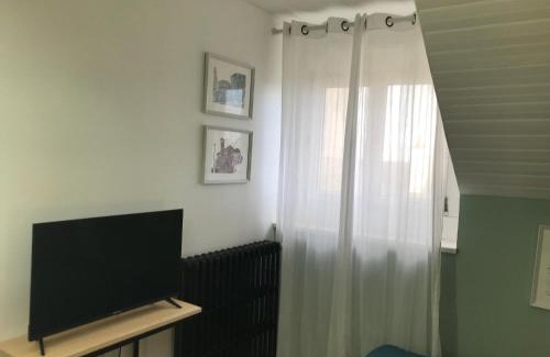 Bain-de-Bretagne Apartment | Maison Chiche 4 chambres indépendantes salon cuisine commune