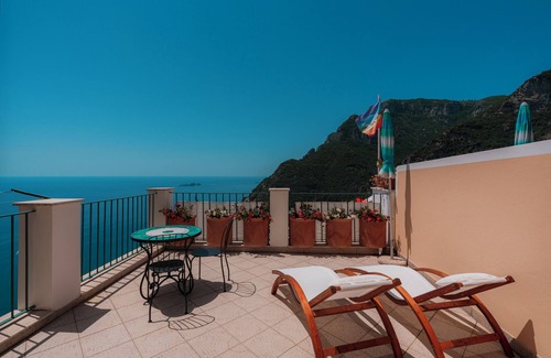 Positano City Centre Apartment | Maison Ciccio - il Monticello with private Sauna
