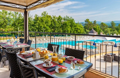 Fayence House | Maison classique et cosy avec terrasse privée