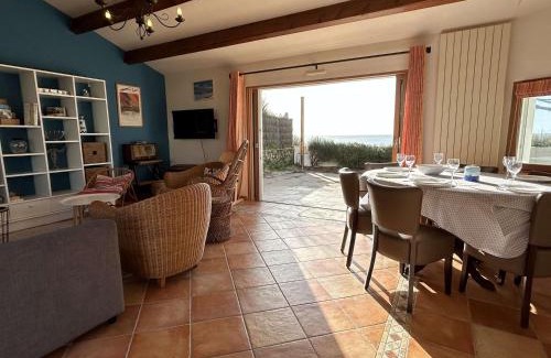 La Gueriniere House | Maison confortable face à la mer, 7 couchages, terrasse, jardin, wifi, parking, animaux acceptés - FR-1-224B-211