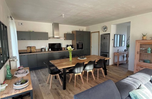 Plestin-les-Greves House | Maison Contemporaine Lumineuse, Conviviale Proche mer et de Toutes Commodités