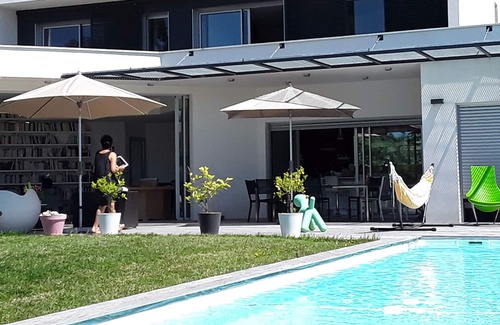 Pibrac House | Maison Contemporaine Avec Jardin et Piscine au Calme,