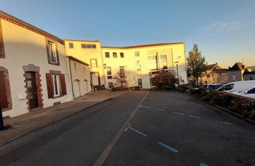 Pouzauges Apartment | Maison cosy -15min Puy du Fou- Centre de Pouzauges