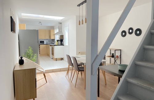 Tourcoing House | Maison Cosy 8 personnes proche LILLE