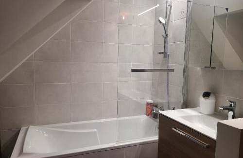 Taden Apartment | Maison cozy - Proche de la Cale de Taden