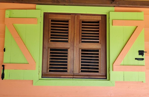 Le Moule House | Maison Créole Dans Ravissant Jardin