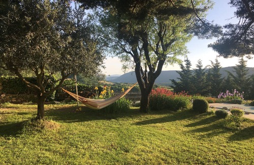 L'Hospitalet House | Maison D'architecte en Provence Avec vue et Piscine
