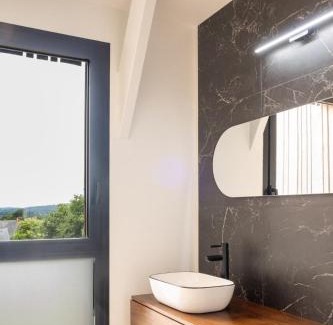 Guichen House | Maison d'architecte au coeur de la nature