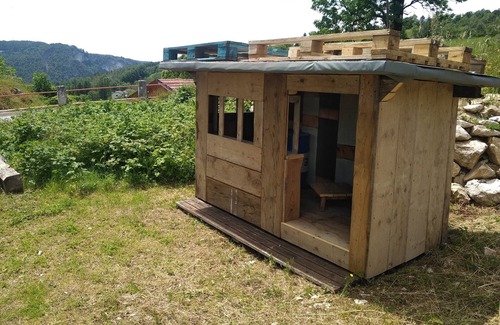 Septmoncel House | Maison de Campagne Rustique et Confortable - La Nature Dans le Parc du Haut Jura