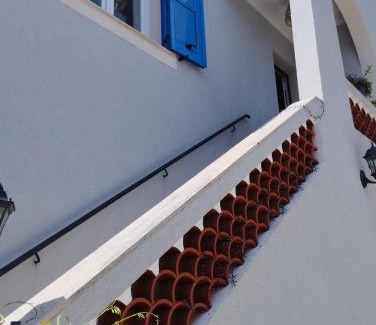 Cros-de-Cagnes House | Maison d'Hôtes Floribel