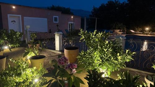 Nans-les-Pins Bed & Breakfast | Maison D'hôtes Hippône