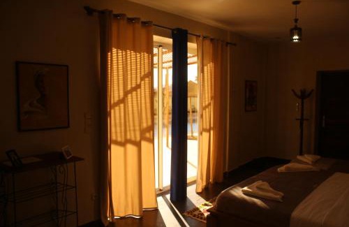 Ouarzazate House | Maison D'hôtes IMINIGRAN & Spa