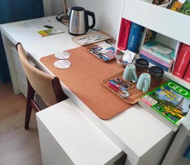 Saclay Bed & Breakfast | Maison d'hôtes les roses trémières