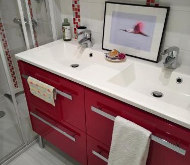 Saclay Bed & Breakfast | Maison d'hôtes les roses trémières