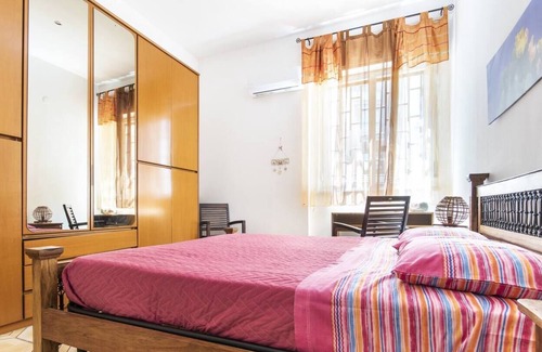 Montegrappa Apartment | Maison d'Orleans air-conditioned apartment