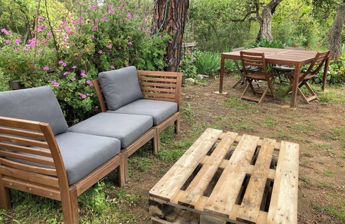 Ramatuelle Apartment | Maison Dans la Verdure, rte de L'escalet F3 Véranda Jardin-1er Étage Indépendant