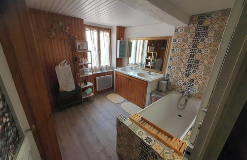 Barreme House | Maison Dans Village Provençal