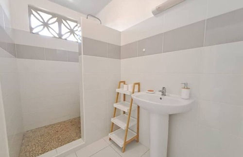 Macouria House | Maison de 2 Chambres Avec Jardin