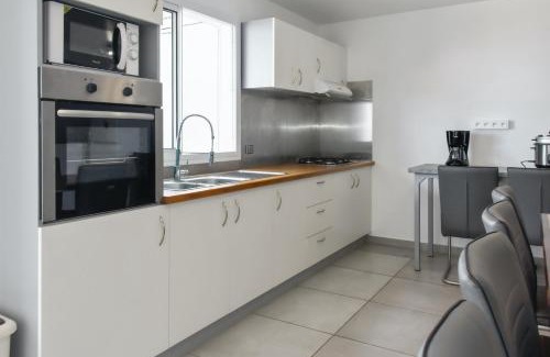 Bras de Pontho House | Maison de 5 chambres avec vue sur la mer jardin clos et wifi a Le tampon