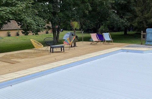 Lombron House | Maison de Campagne Avec Piscine Pour des Week-ends en Famille ou Entre Amis