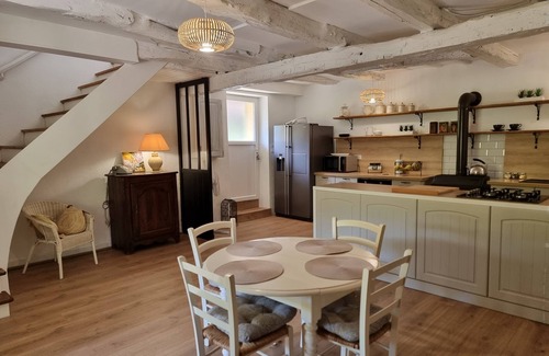 Bayac House | Maison de Campagne en Pierre - 6 Pers -3 Chambres