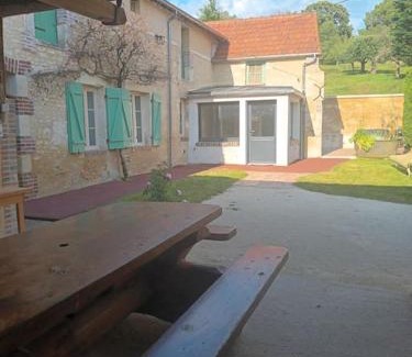 Lindry House | Maison de campagne