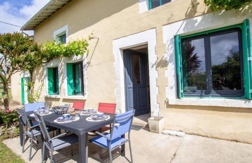 Sourzac House | Maison de Campagne Rénovée à Sourzac - FR-1-616-383