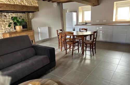 Montaron House | Maison de campagne rénovée