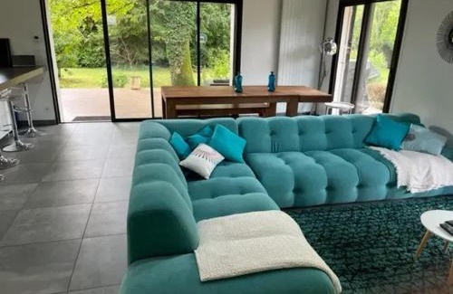 Savigny-sur-Clairis House | Maison de charme à Savigny-sur-Clairis avec piscine et sauna.