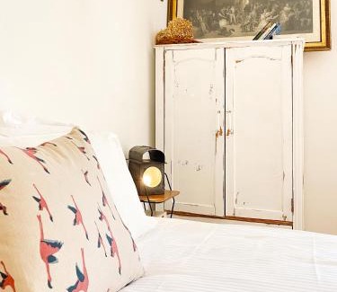 Sougeal House | Maison de Charles