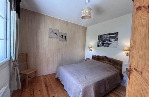 Cauterets House | Maison de charme 5 chambres, jardin central à Cauterets - FR-1-812-133