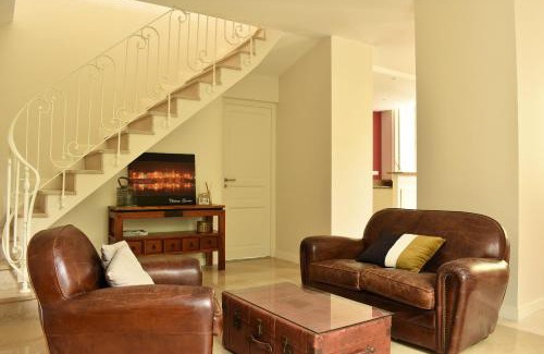 Chateau-Gontier House | Maison de charme, 8 pers, centre-ville de Château Gontier