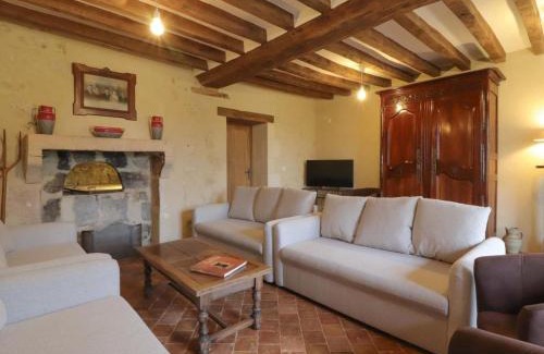 Pays de Mortagne-au-Perche House | Maison de charme indépendante avec jeux extérieurs, animaux admis - FR-1-497-255