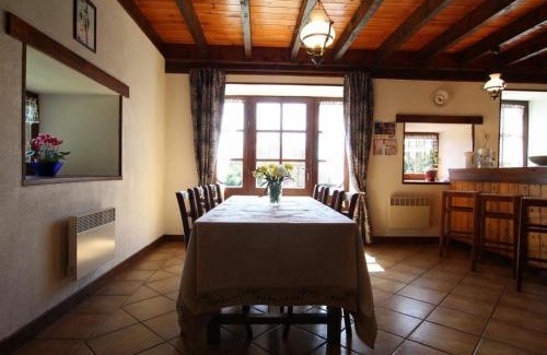 Bains House | Maison de charme XVIIIe sur chemin St-Jacques, proche Le Puy-en-Velay, idéale familles et randonneurs - FR-1-582-298