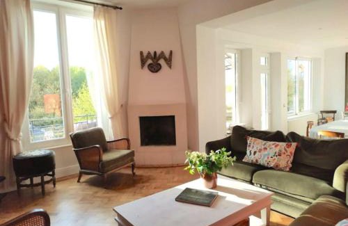 Seiches-sur-le-Loir Villa | Maison de famille de charme en pleine nature en bord de rivière à 20 min d'Angers