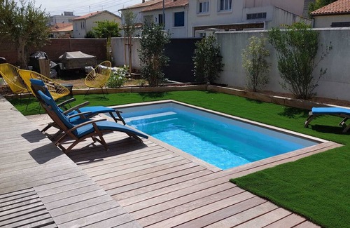 La Rochelle House | Maison de Famille Avec Jacuzzi et Piscine