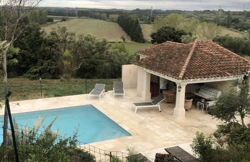 Jonquieres-Saint-Vincent Villa | Maison de Famille Superbe Vue, au Centre du Triangle Avignon Nimes et Arles