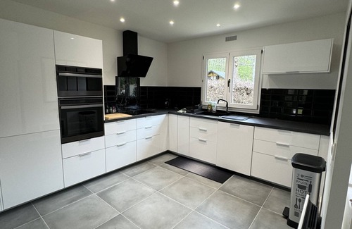 Bazoches-sur-le-Betz House | Maison de Campagne Dans un Domaine Privé