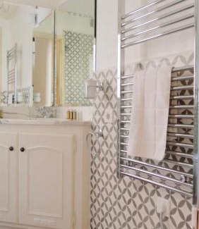 Antibes Old Town Villa | Maison De La Tour