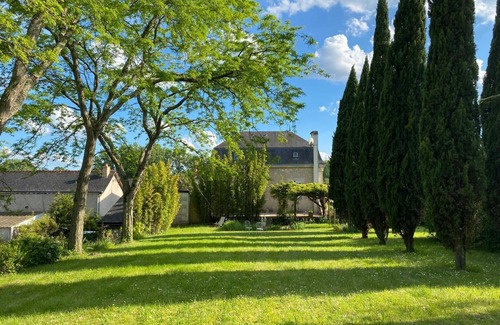 Azay-le-Rideau House | Maison de Maître in Azay-le-Rideau, a 10-minute walk from the château and town center