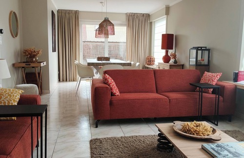 Sint-Michiels House | Maison de Marcel - Big family house with 4 free parking spaces near city center