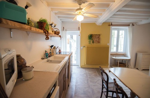 Langrune-sur-Mer House | Maison de Nacre 5 minutes from the sea, Juno Beach - from 2 to 10 people