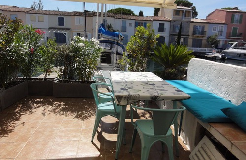 Port Grimaud House | Maison de Pêcheur Rénovée et Climatisée Avec Amarrage