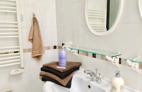 Saint-Pierre-des-Corps House | Maison de ville jardin 2km de Tours