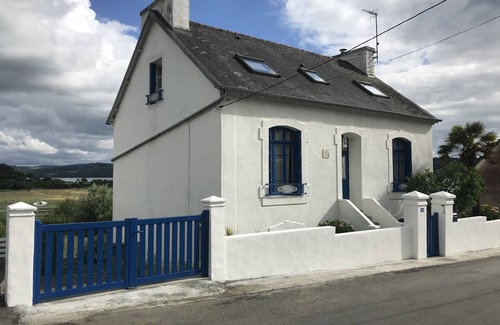 Hopital-Camfrout Villa | Maison de Vacances au Calme Avec Terrasses sur la mer Kayaks, Paddle, Ping-pong