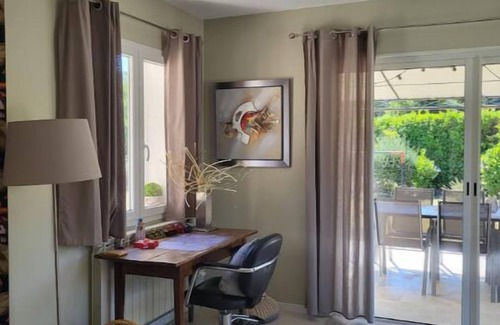 Prades-le-Lez Villa | Maison de Vacances Dans le Sud