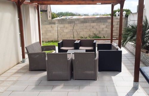 Soucy House | Maison de Vacances à Proximité de Paris 1h 20m Commune Calme Pour un bon Repos