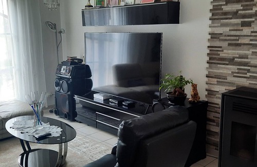 Soucy House | Maison de Vacances à Proximité de Paris 1h 20m Commune Calme Pour un bon Repos